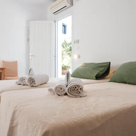 Guest house Angela's 2*