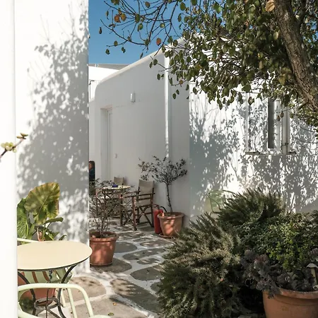 Guest house Angela's 2*