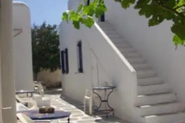 Angela's 2* Mykonos Town